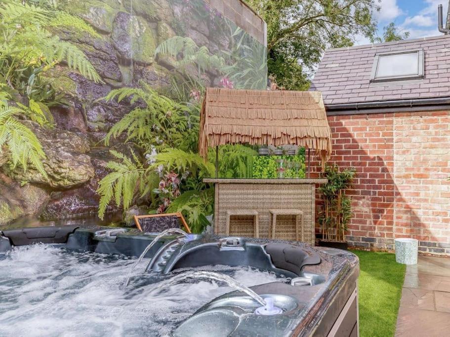 Dawns House Cromford, Peak District, Hot Tub, For 6 - Stunning Views Apartment Luaran gambar
