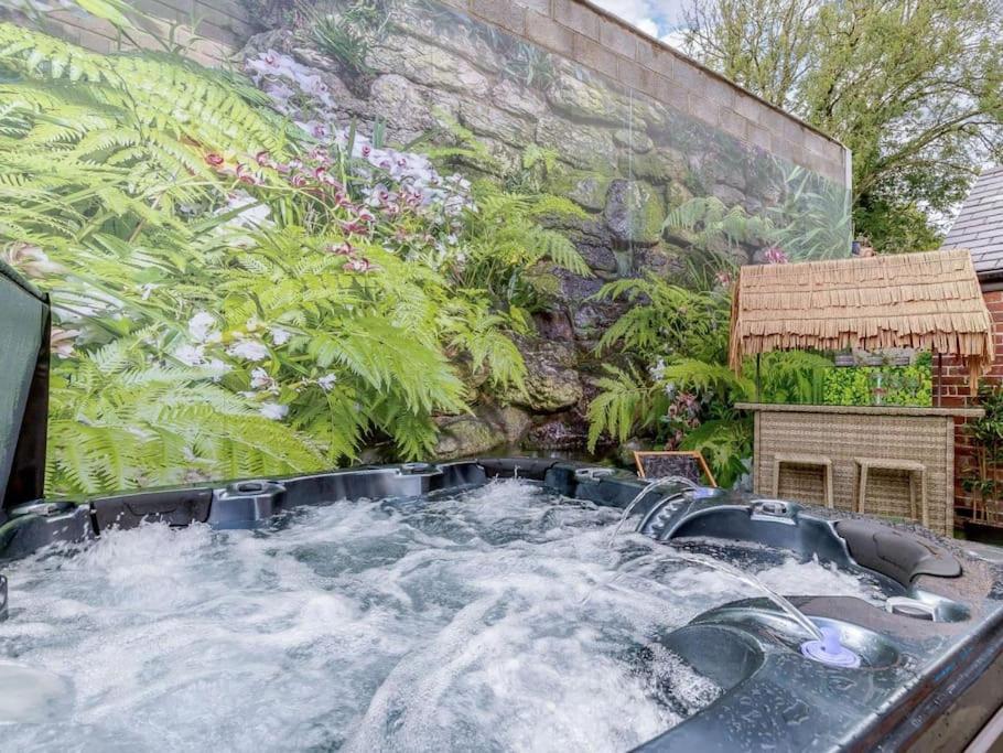 Dawns House Cromford, Peak District, Hot Tub, For 6 - Stunning Views Apartment Luaran gambar